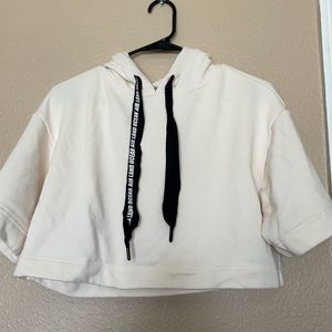 Alo Yoga Cream Cropped hoodie